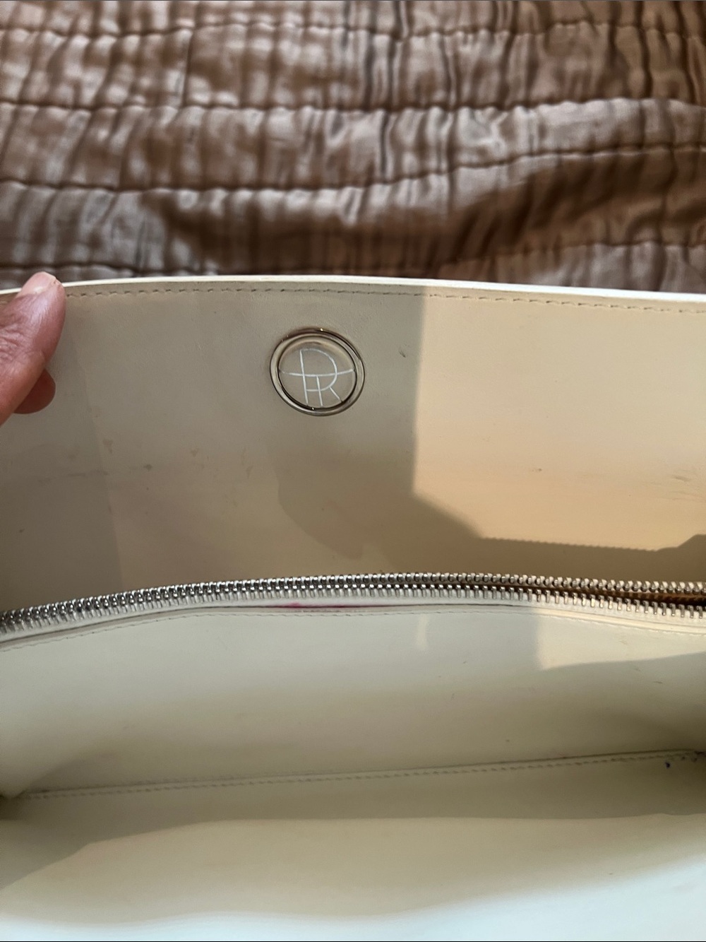 The Row Cream Leather Shoulder Bag with Rose Gold Logo - Picture 12 of 12
